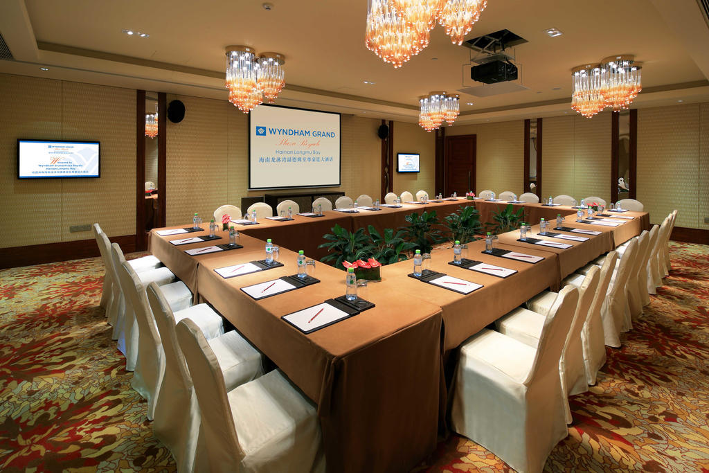 Wyndham Grand Plaza Royale Hainan Longmu Bay Ledong Exterior photo
