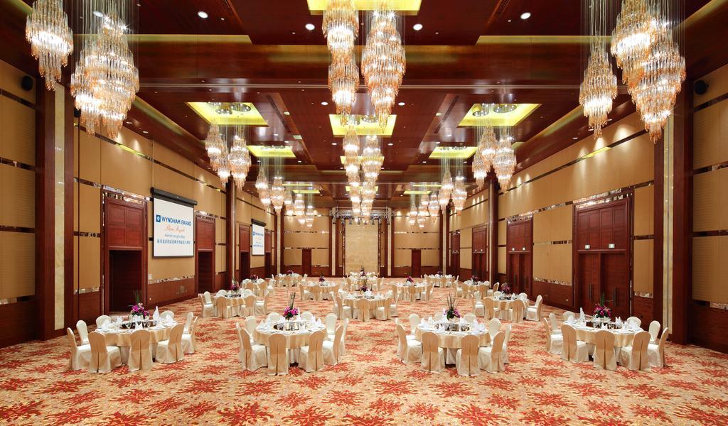 Wyndham Grand Plaza Royale Hainan Longmu Bay Ledong Exterior photo